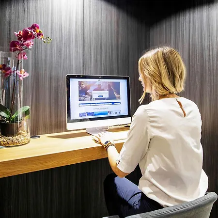 Novotel Centro Hotel 4*