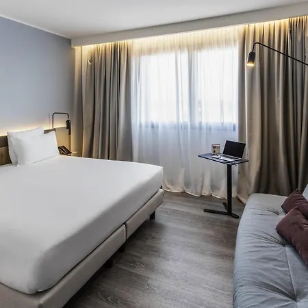 Novotel Centro 4*