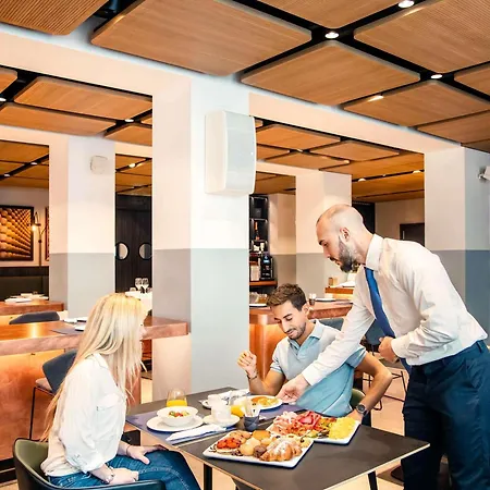 Novotel Centro מלון