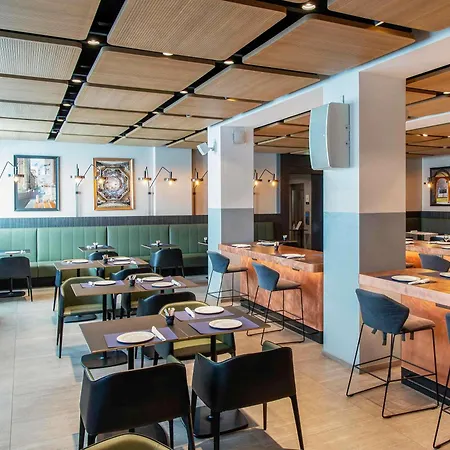 Hotel Novotel Centro 4*