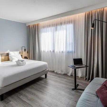 Hotel Novotel Centro 4*